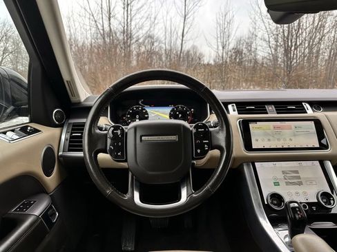 Used 2019 Land Rover Range Rover Sport HSE image 25
