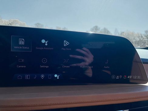 Used 2025 Cadillac XT4 Premium Luxury w/ LPO, ONYX Package AWD/4WD image 14