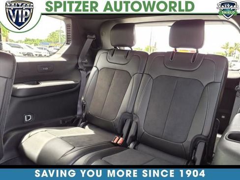 New 2024 Jeep Grand Cherokee L Altitude image 38