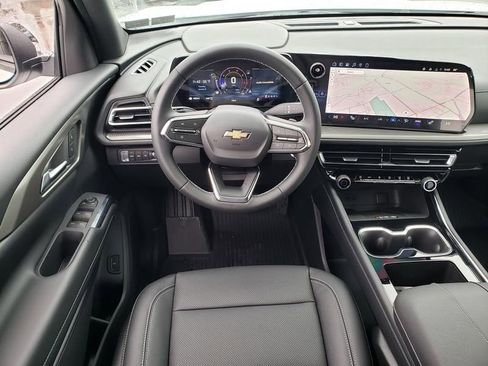 New 2026 Chevrolet Traverse LT w/ Driver Confidence Package AWD/4WD image 10