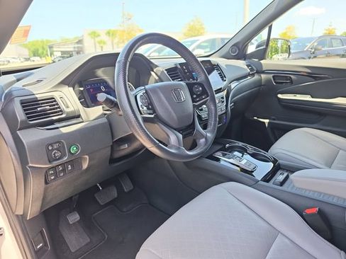 Used 2023 Honda Passport Elite image 16