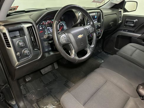 Used 2018 Chevrolet Silverado 1500 LT w/ LT Convenience Package image 24