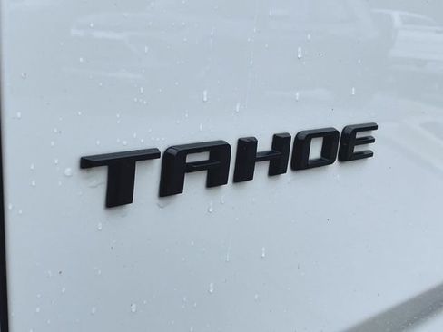 Used 2023 Chevrolet Tahoe Z71 w/ Luxury Package AWD/4WD image 12