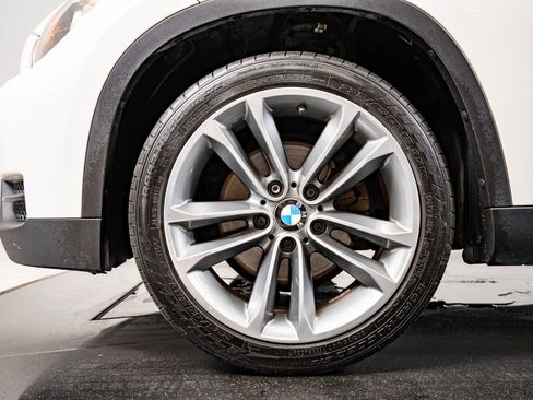 Used 2014 BMW X1 xDrive28i AWD/4WD image 13