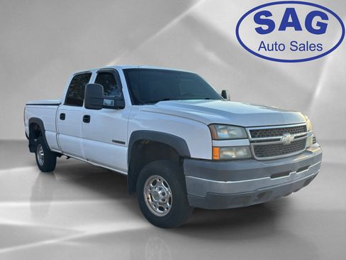 Used 2007 Chevrolet Silverado 2500 LS RWD image 2