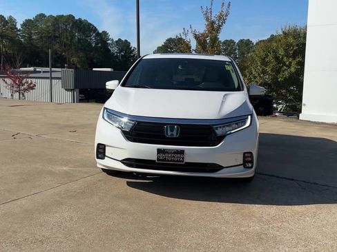 Used 2023 Honda Odyssey Touring image 9