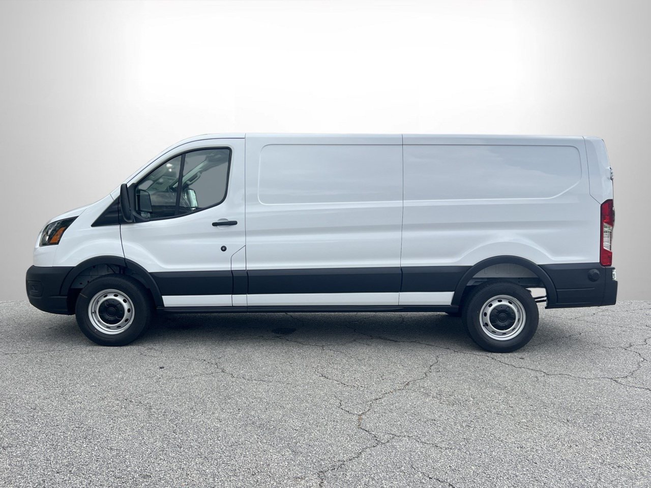 New 2027 Ford Transit 250 Low Roof w/ Load Area Protection Package RWD image 20