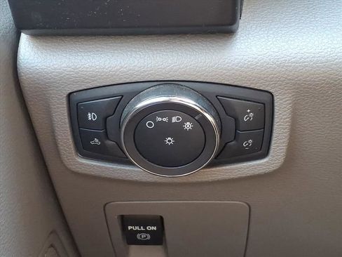 Used 2019 Ford F150 XL w/ Equipment Group 101A Mid AWD/4WD image 8