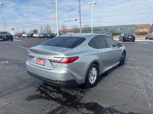 Certified 2025 Toyota Camry LE FWD image 9