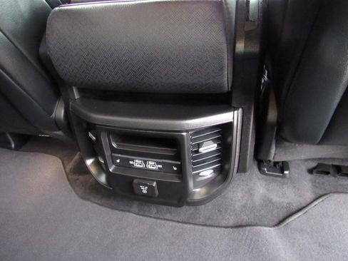 Used 2025 RAM 1500 Laramie AWD/4WD image 41
