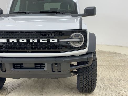 New 2025 Ford Bronco Badlands w/ Sasquatch Package image 19