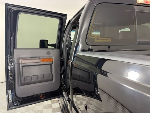 Used 2016 Ford F350 King Ranch w/ King Ranch Package image 12