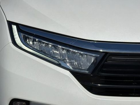 Used 2023 Honda Odyssey Elite image 47