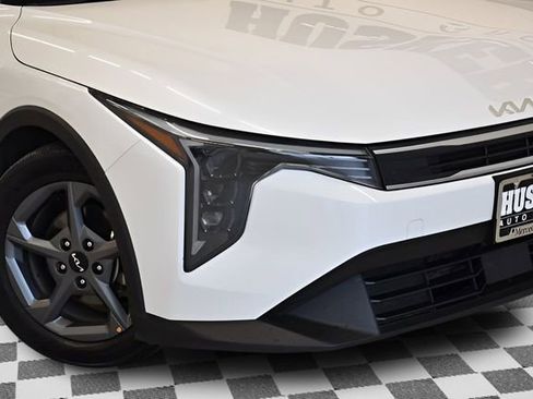 Used 2025 Kia K4 FWD image 30