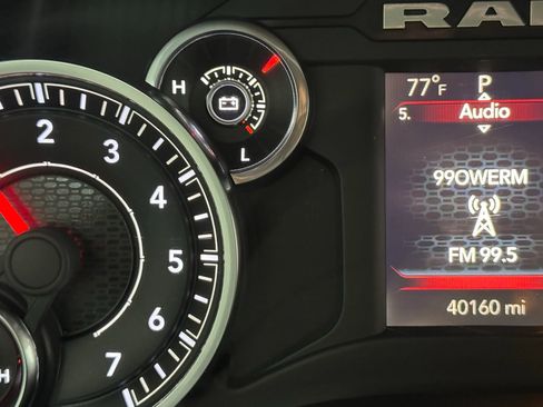 Used 2019 RAM 1500 Big Horn image 33