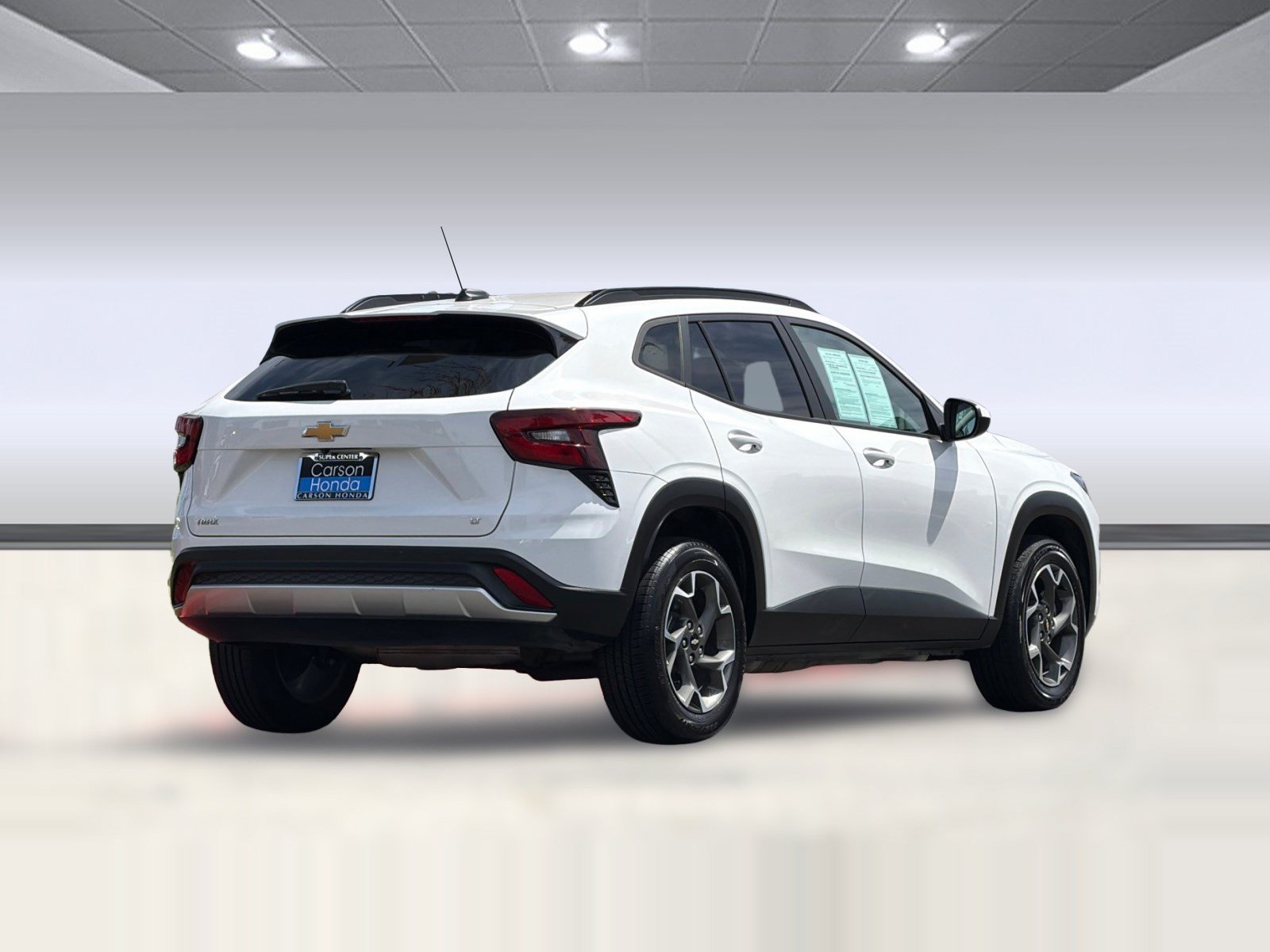 Used 2024 Chevrolet Trax LT FWD image 9