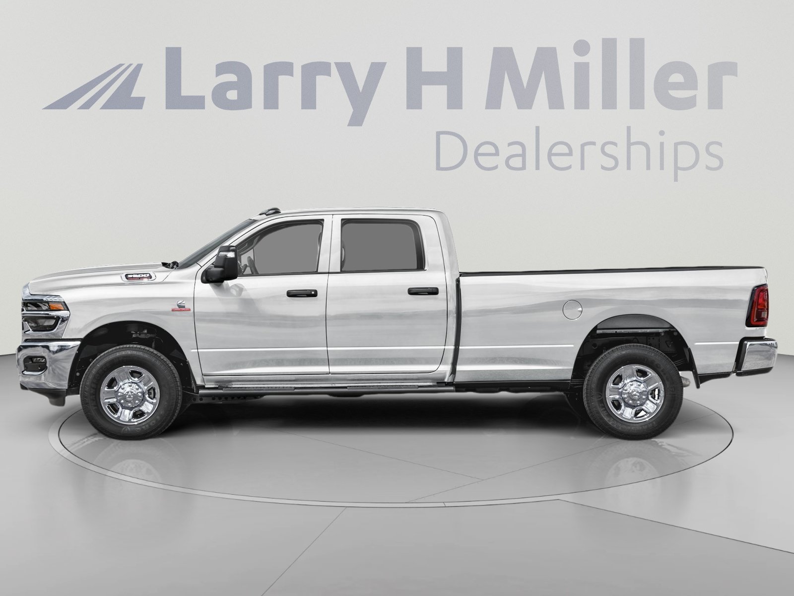 New 2027 RAM 3500 Tradesman AWD/4WD image 3