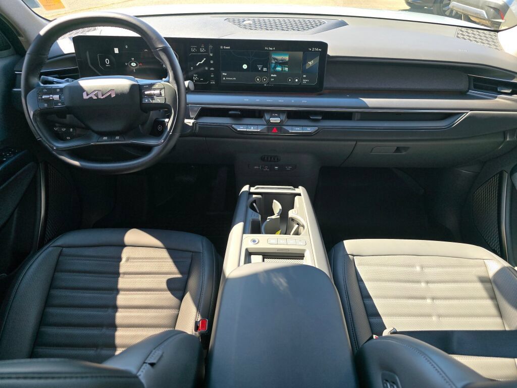 Certified 2024 Kia EV9 Land AWD/4WD image 9