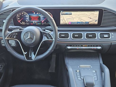 Certified 2025 Mercedes-Benz GLS 450 GLS 450 image 27