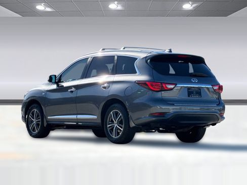 Used 2017 INFINITI QX60 Luxe w/ Premium Plus Package image 3