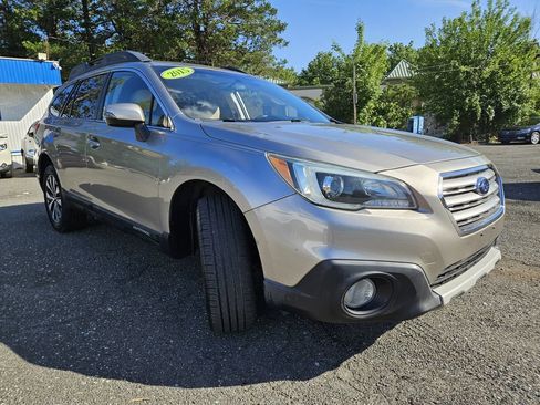 Used 2015 Subaru Outback 2.5i Limited AWD/4WD image 8