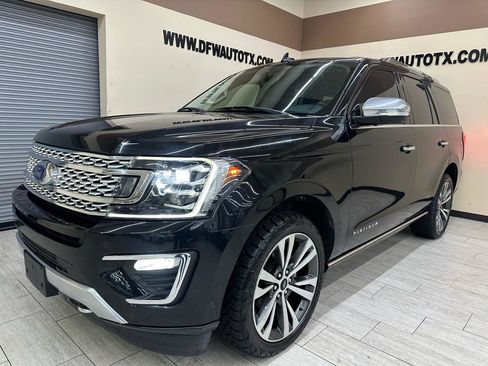 Used 2020 Ford Expedition Platinum AWD/4WD image 2