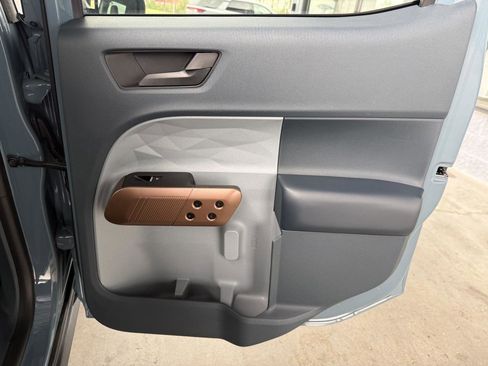 Used 2022 Ford Maverick Lariat w/ Lariat Luxury Package image 32