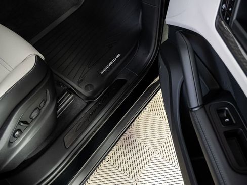 Certified 2026 Porsche Cayenne GTS image 26