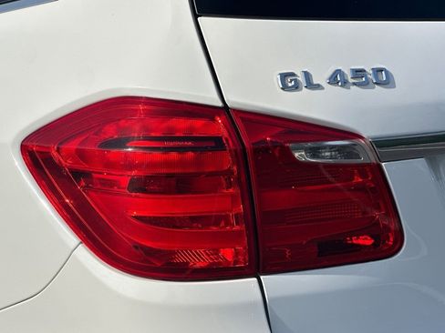 Used 2014 Mercedes-Benz GL 450 4MATIC image 12