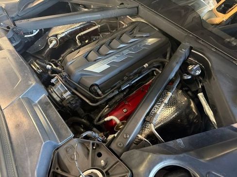 Used 2021 Chevrolet Corvette Stingray Preferred Cpe w/ Z51 Performance Package RWD image 25