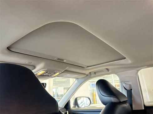 Used 2022 Toyota Highlander XLE image 20