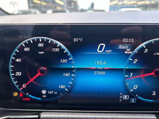 Used 2023 Mercedes-Benz GLA 250 4MATIC image 4