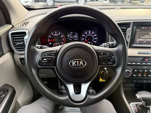 Used 2017 Kia Sportage LX w/ LX Popular Package image 27