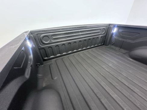 Used 2019 RAM 1500 Classic SLT w/ Luxury Group AWD/4WD image 28