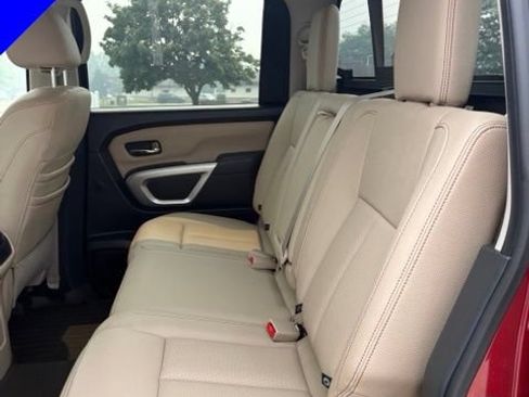 Used 2018 Nissan Titan SL w/ Texas Titan Edition AWD/4WD image 29