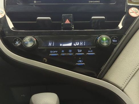 Used 2024 Toyota Camry LE image 17