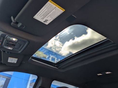 Used 2024 Chevrolet Silverado 1500 High Country w/ High Country Premium Package AWD/4WD image 30