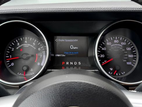 Used 2019 Ford Mustang Premium RWD image 32