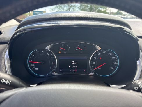 Used 2020 Chevrolet Traverse LT AWD/4WD image 12