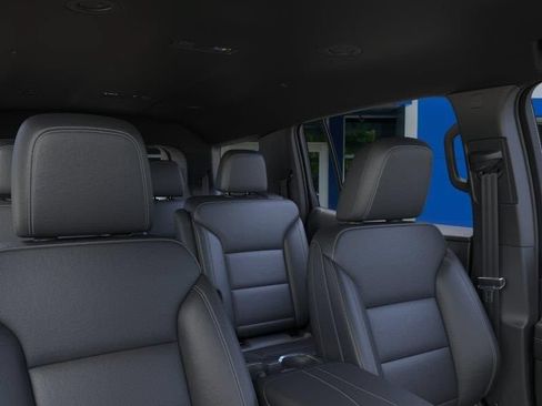 New 2026 Chevrolet Traverse LT w/ Midnight/Sport Edition AWD/4WD image 24