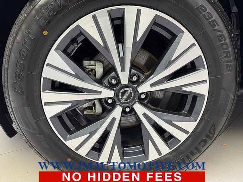 Used 2023 Nissan Rogue SV image 9