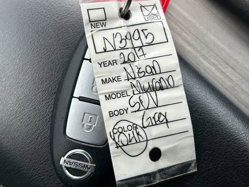 Used 2017 Nissan Murano S image 36