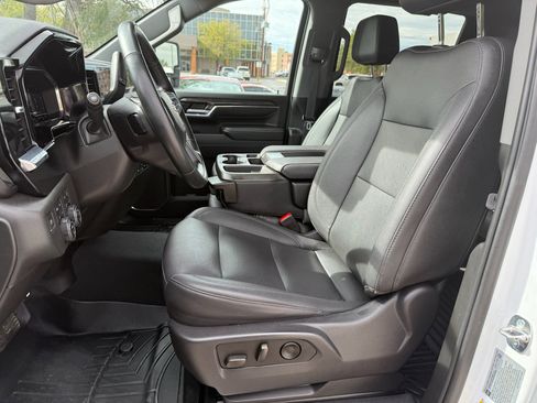 Used 2024 Chevrolet Silverado 3500 LTZ image 13