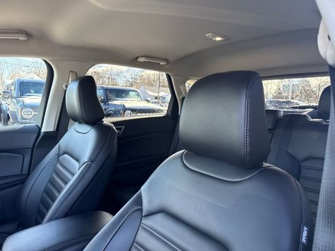 Used 2024 Ford Edge SEL w/ Convenience Package image 22