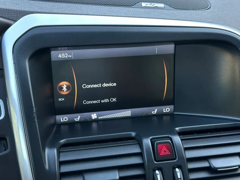 Used 2013 Volvo XC60 3.2 FWD image 37