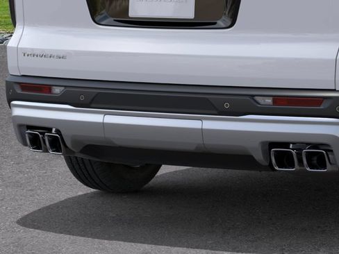 New 2026 Chevrolet Traverse LT w/ Driver Confidence Package FWD image 14
