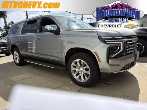Used 2026 Chevrolet Suburban Premier AWD/4WD image 1