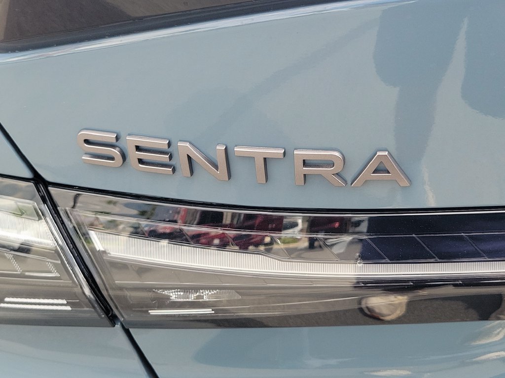 New 2027 Nissan Sentra SR FWD image 14