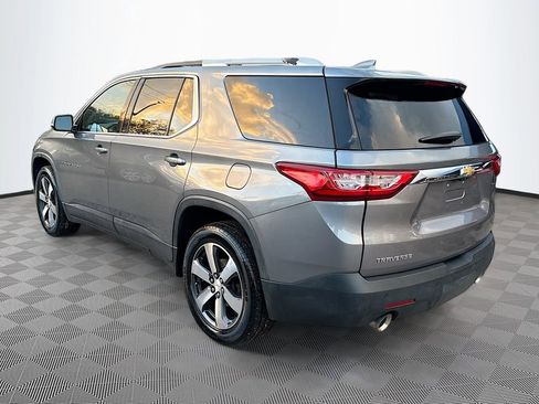 Used 2018 Chevrolet Traverse LT FWD image 8