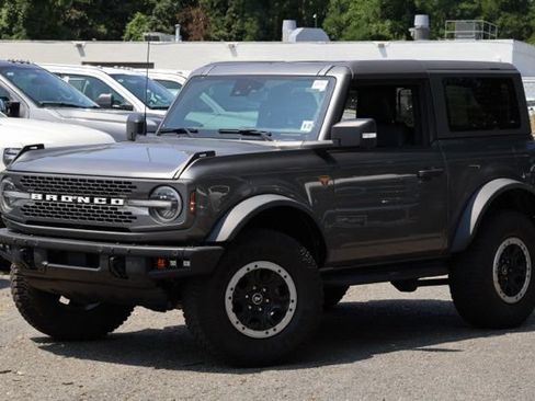 Certified 2022 Ford Bronco Badlands AWD/4WD image 2